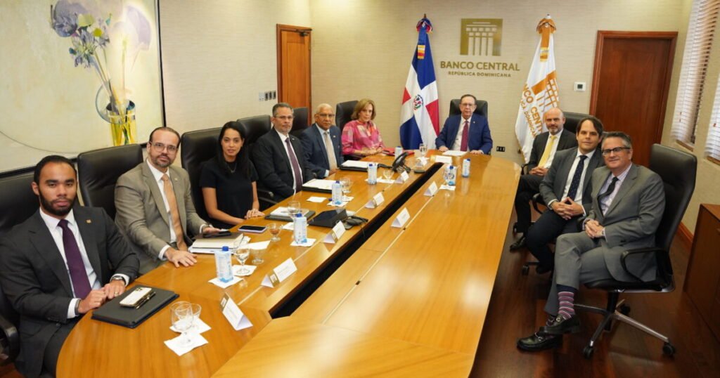J.P. Morgan quiere ampliar inversiones en República Dominicana y refuerza la lectura positiva sobre la economía