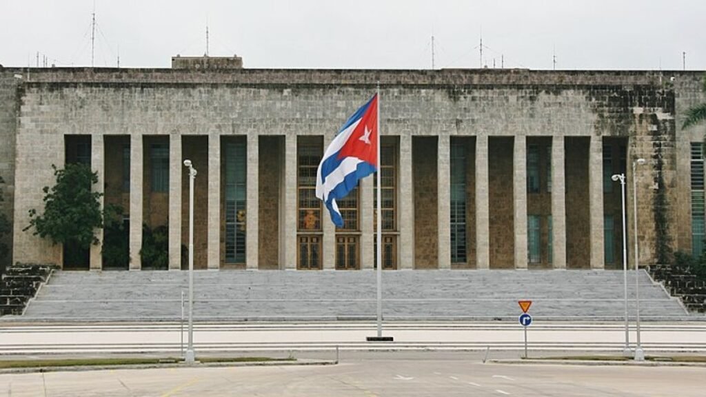 La escasez golpea Cuba y pone en primer plano el costo social de la presión exterior