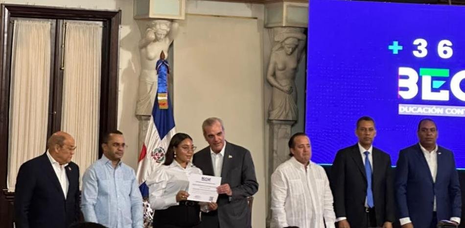 ITLA reparte 36,225 becas con Abinader al frente y pone el foco en la promesa de formación tecnológica