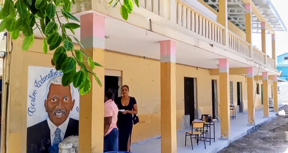 Escuela de Cabarete sigue sin abrir por trabajos inconclusos