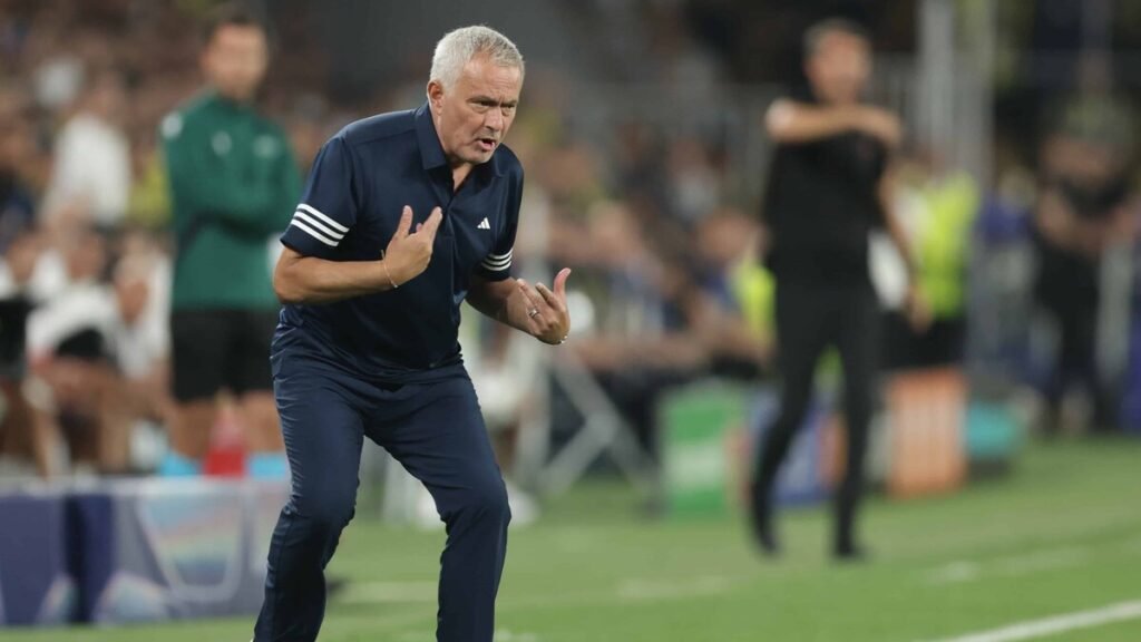 Mourinho vuelve al Bernabéu con un Real Madrid aún bajo examen tras dos años sin grandes títulos
