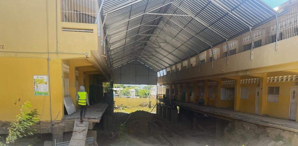 Obra inconclusa deja a 780 alumnos de Cienfuegos sin plantel para el nuevo año escolar