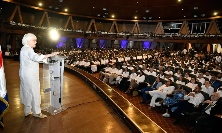 DIGEIG juramenta más de 100 comisiones y amplía el esquema oficial de integridad en el Estado
