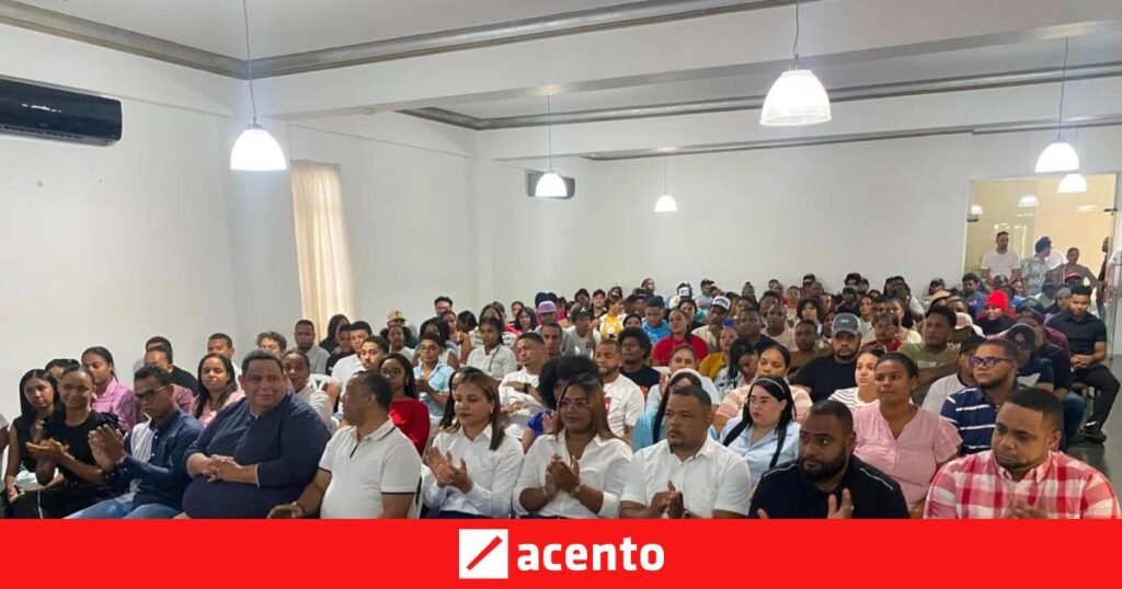 Juventud y relevo interno centran el acto de Justicia Social en Azua
