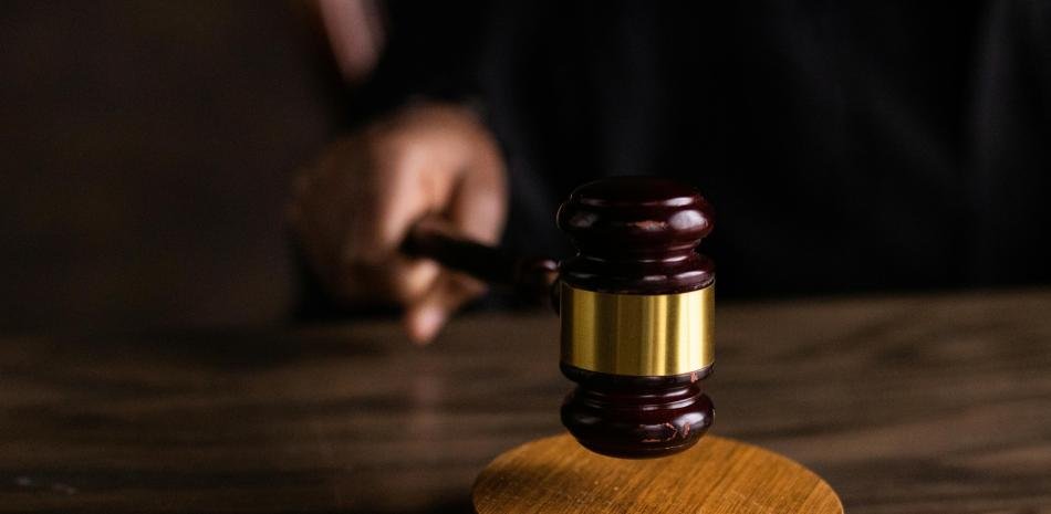 Juicio contra un teniente del Ejército en San Pedro de Macorís por presunta violencia de género y trata