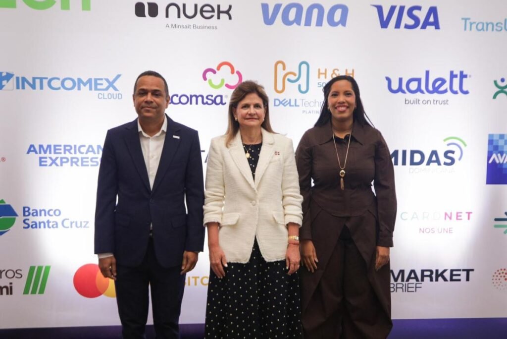 Foro fintech en Santo Domingo pone a Raquel Peña al frente del debate sobre innovación y vigilancia institucional