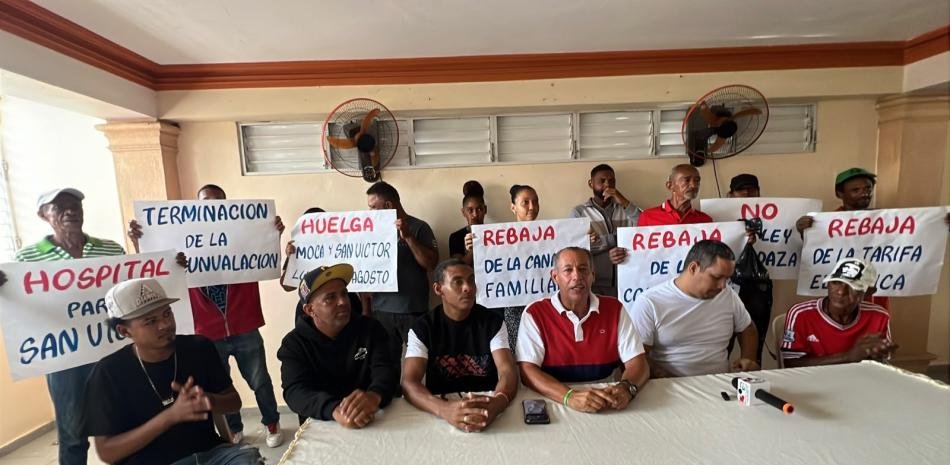 Paro en Moca y San Víctor expone reclamos sin respuesta y obras paralizadas en Espaillat
