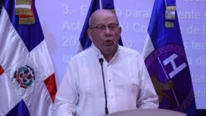 IA, algoritmos y neurotecnologías ponen en alerta ética a la UASD