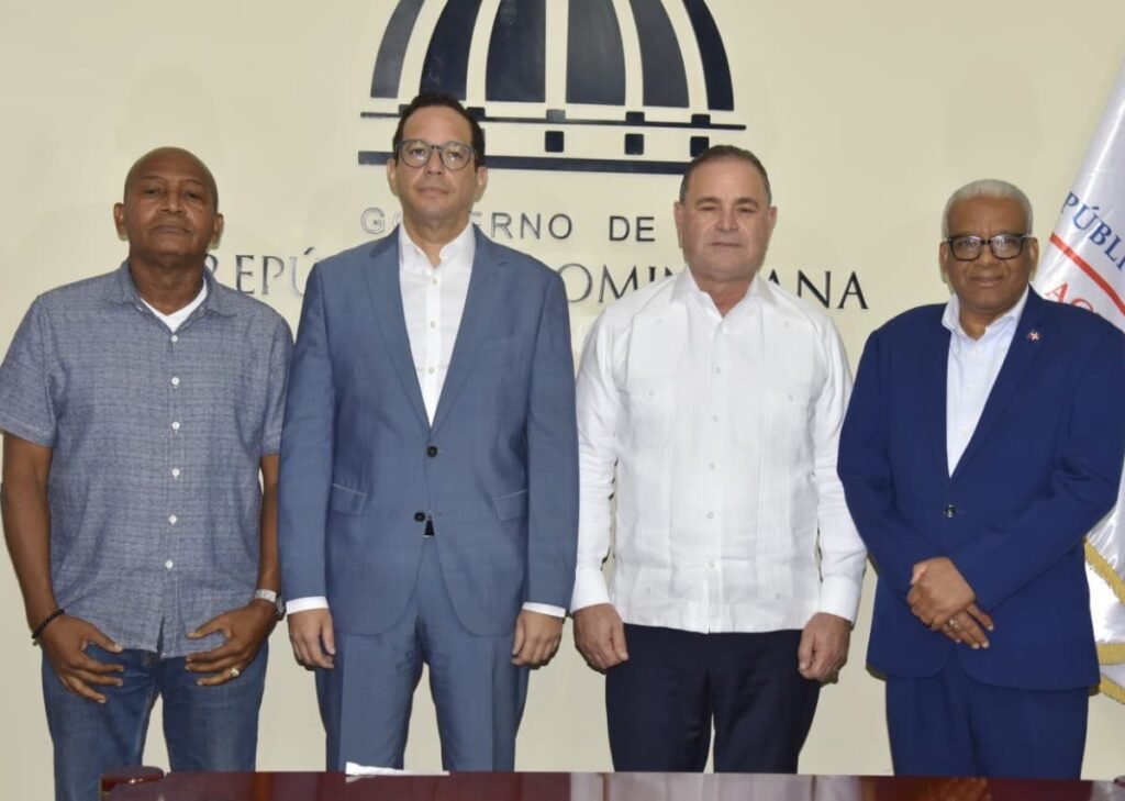Agricultura debe completar trámites para que 115 servidores con decreto pasen a nómina de jubilados
