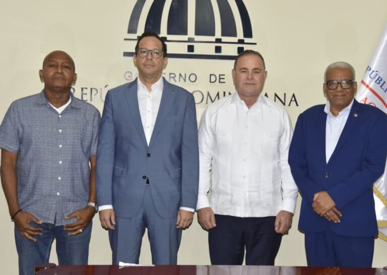 Agricultura debe completar trámites para que 115 servidores con decreto pasen a nómina de jubilados