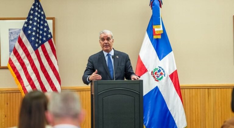 Abinader presenta como productiva su gira por Nueva York y Nueva Jersey, aunque persisten dudas sobre resultados concretos