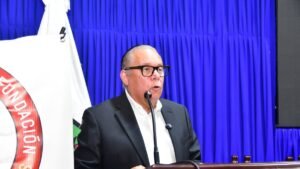 Duarte exhibe su músculo agroindustrial, pero persisten dudas ante el DR-CAFTA