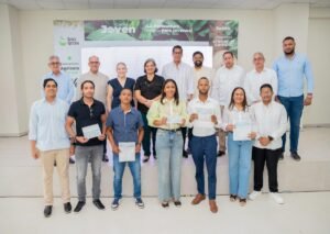 Hato Mayor recibe casi RD$3 millones para jóvenes productores con el inicio de Campo Joven
