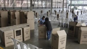 La oclotiranía y la advertencia sobre un poder que conserva formas democráticas