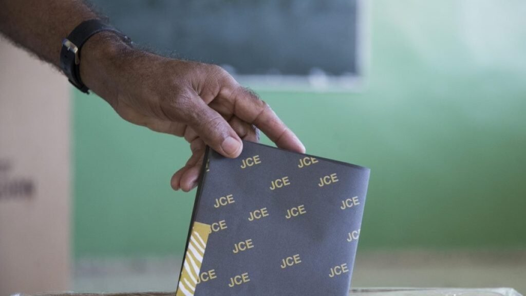 RD$1,620 millones sin elecciones: el sistema que premia siglas vacías y agrava la crisis partidaria