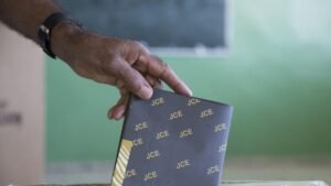 RD$1,620 millones sin elecciones: el sistema que premia siglas vacías y agrava la crisis partidaria