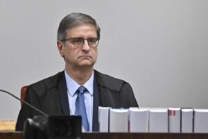 Negación del fiscal no desactiva la crisis: el Supremo de Brasil vuelve a chocar por contactos con banquero preso