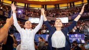 Carolina Mejía pone al presidente del Senado al frente de su campaña y abre foco sobre la mezcla entre poder e interna del PRM