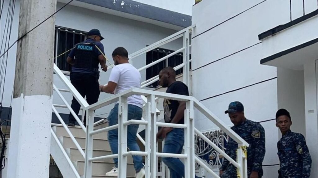 Policía investiga muerte de una mujer tras un ataque con arma blanca en Ocoa