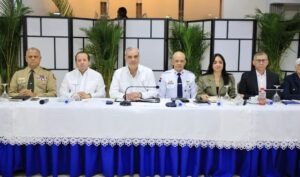 Abinader exhibe baja en homicidios y robos, pero el informe mantiene 99 muertes en septiembre bajo presión de rendición de cuentas