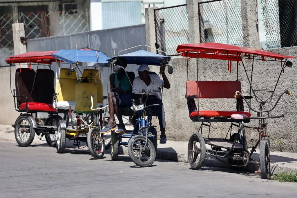 Cuba desmonta controles estatales para atraer inversión, pero admite que no puede medir el resultado