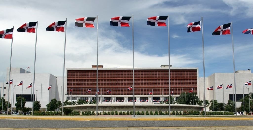 Presupuesto de RD$2 billones abre frente de fiscalización al Gobierno por más gasto y más deuda