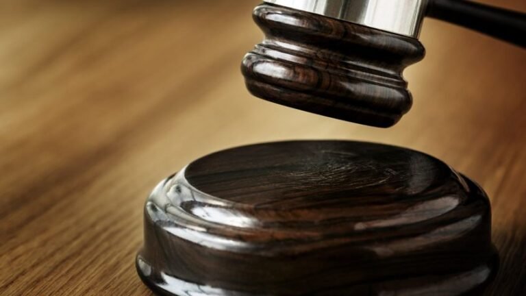 Denuncia nocturna por WhatsApp destapa extracción ilegal en el río Tireo