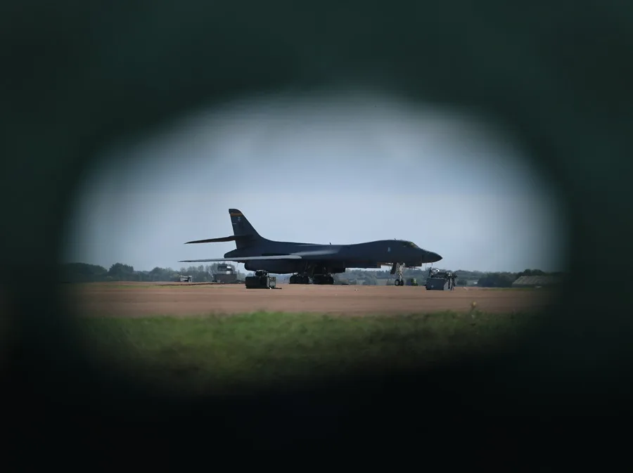 Cinco detenidos cerca de RAF Fairford reavivan dudas sobre la respuesta de seguridad